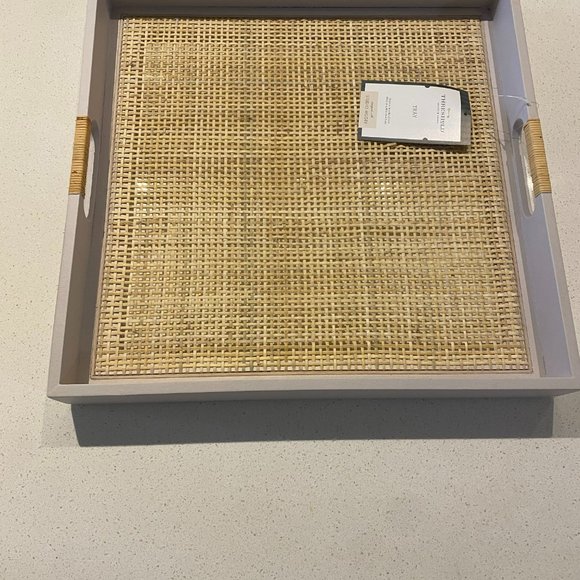 Threshold 16inch X 16inch Weaved Serving Tray NEW - Picture 2 of 4